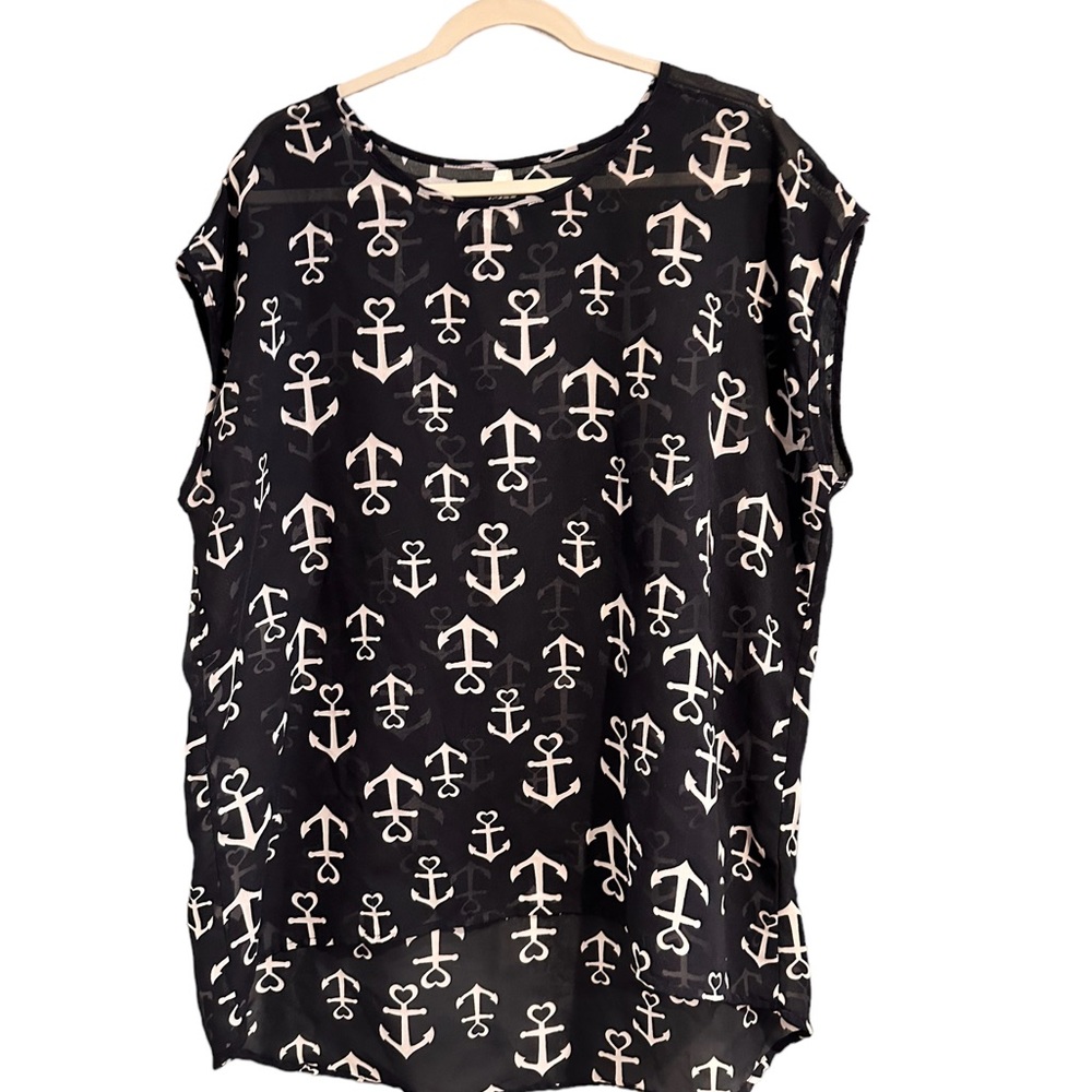 Navy blue and white nautical sheer top. Made in India. 1X